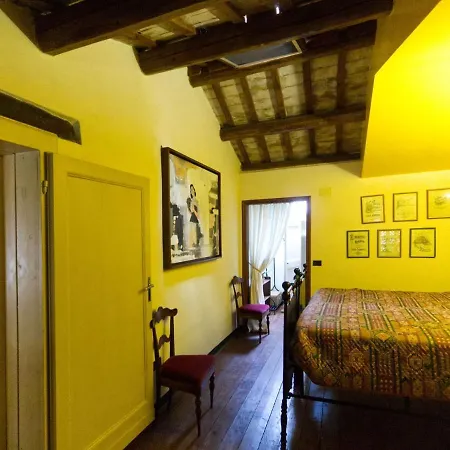 Prázdninový dům Attractive Holiday In With Garden And Bbq Monterubbiano